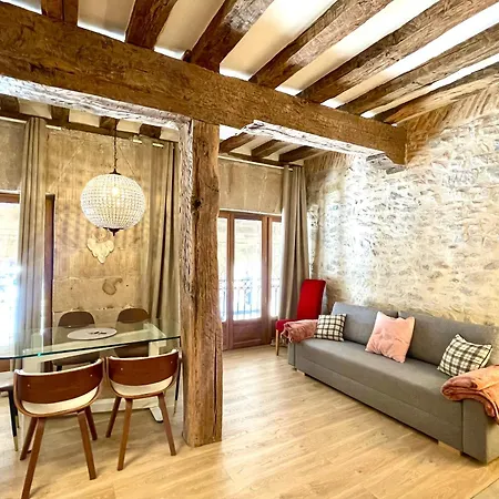 Lauramer Plaza Nueva Apartment *
